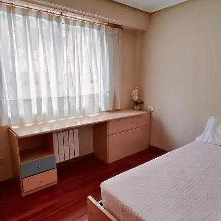 Apartament Leiras Pulpeiro Con Garaje Ourense Zewnętrze zdjęcie